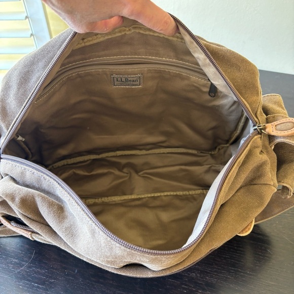 LL Bean Vintage Leather and Tan Canvas Messenger Crossbody Laptop Bag - Picture 10 of 14